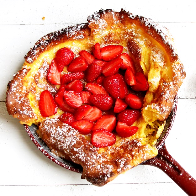 Show-Stopping Dutch Baby: Puffy German Pancake for Any Topping